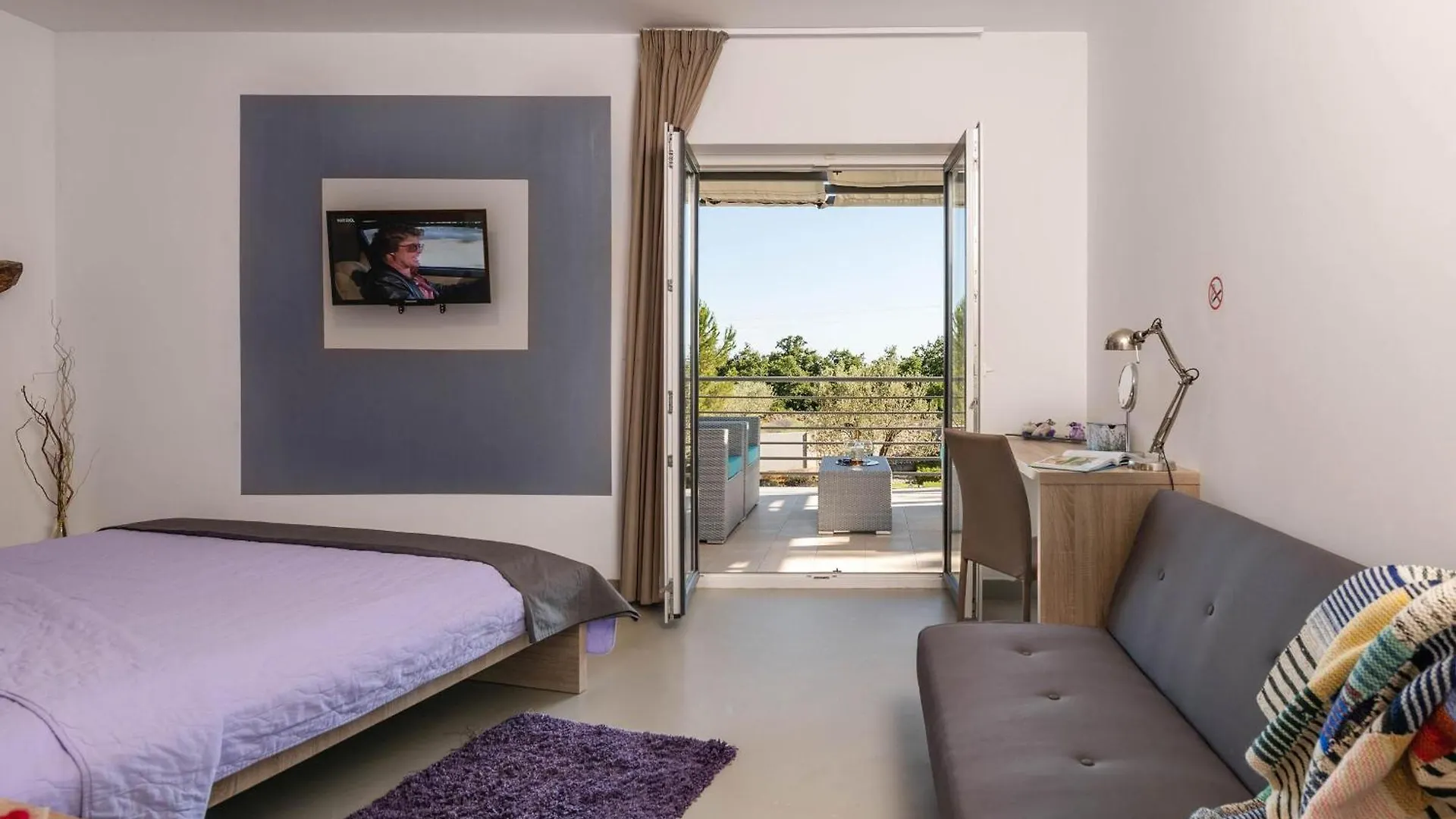 Villa Lounge Kapelana With Private Pool, Basketball, Volleyball & Football Jursici